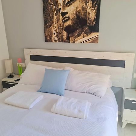 Ave Huelin 3Rooms Alojamiento Con Parking Y Ac Málaga Kültér fotó